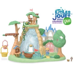 La Cascade De La ForĂȘt SecrĂšte