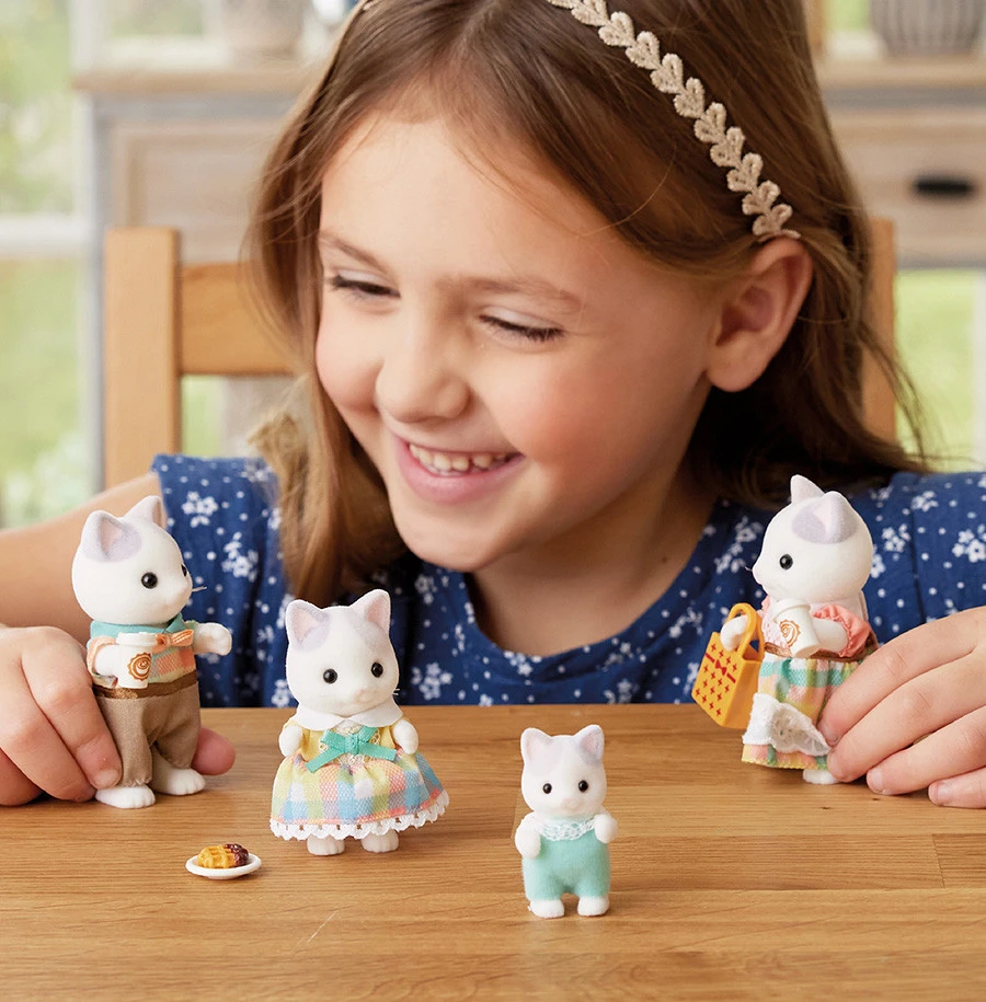 La Famille Chat LattĂ© â Image 6